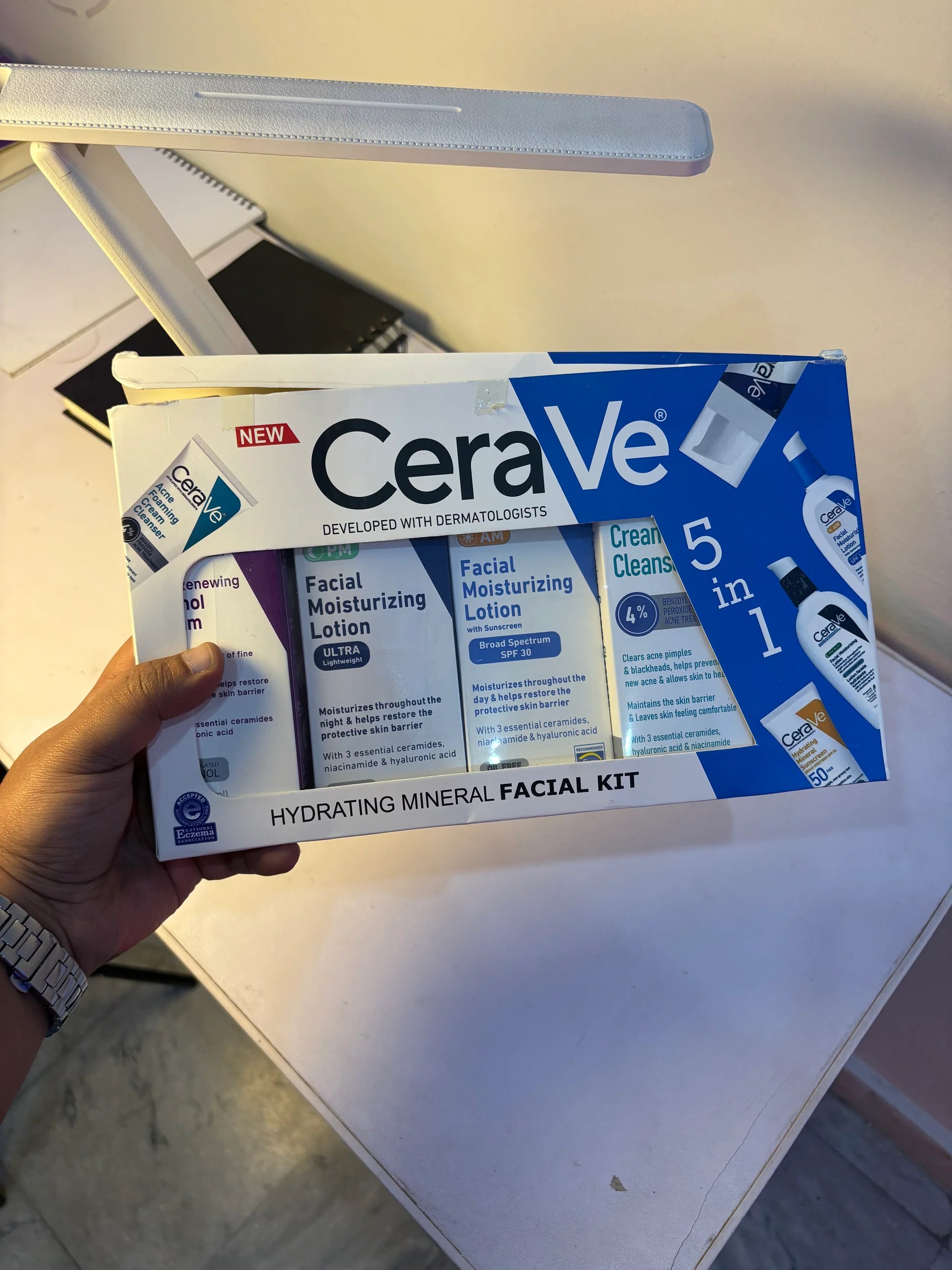 CeraVe Mineral Facial 5 IN 1 Kit ( Your Daily Skin Care)